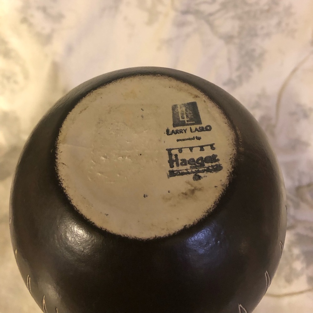 Authentic, Mid Century Modern Royal Haeger vase, by Larry Laslo - Picture 5 of 6